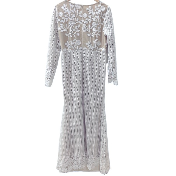 NWT Ivy City Co Giselle Lace Floral Dress - Picture 7 of 8